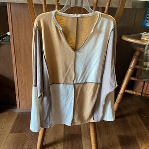 Bono size 2X ladies top